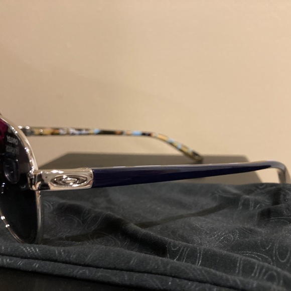 Oakley Tie Breaker - Picture 5 of 8